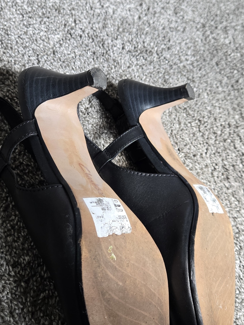 Clarks Linvale Loop Black Pointed Slingback Kitten Heels size 9 - Picture 11 of 11